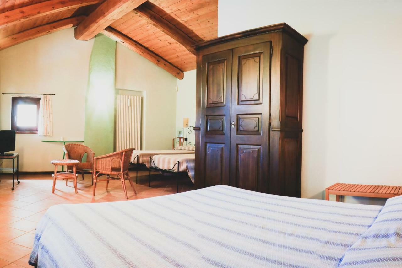 Agriturismo Fiori Di Zucca Fossano Exterior foto