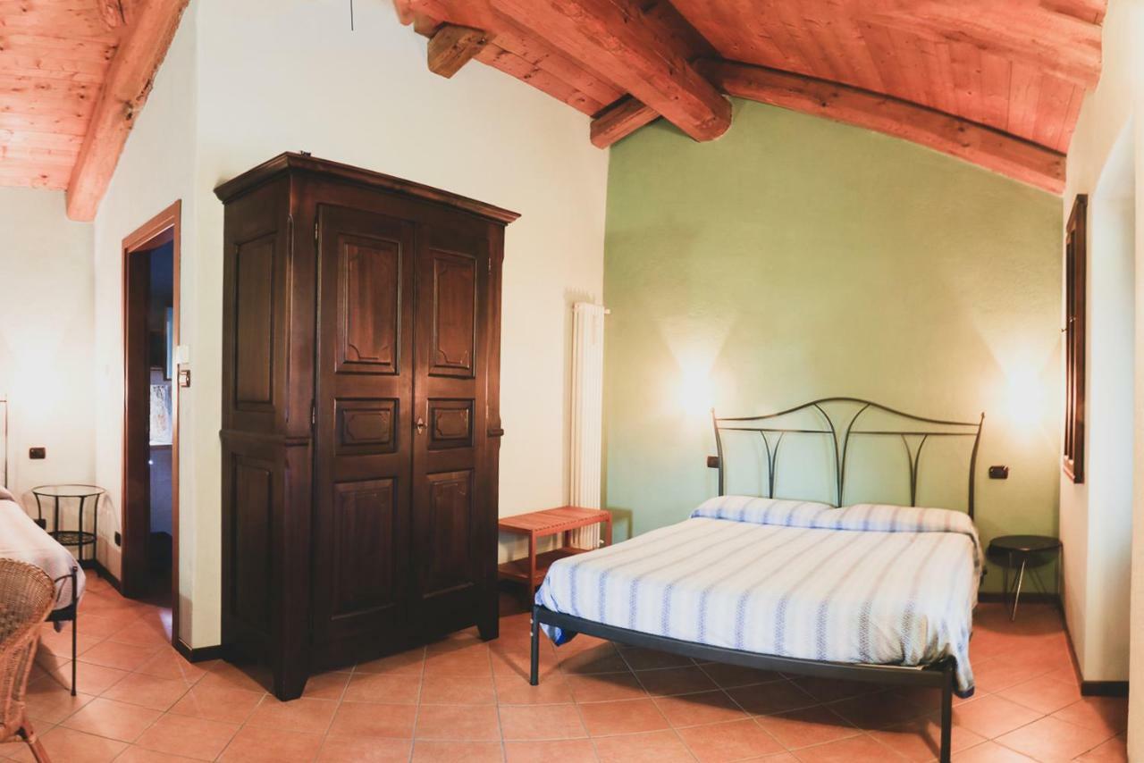 Agriturismo Fiori Di Zucca Fossano Exterior foto